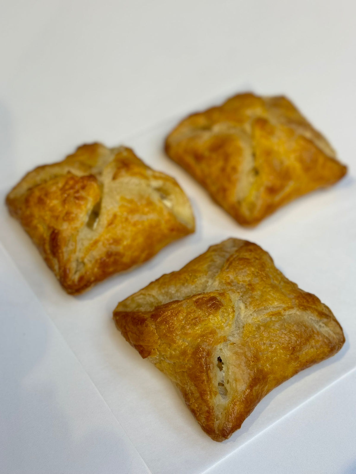 Salamat Cheese and Spinach Börek بورک پنیر و اسفناج
