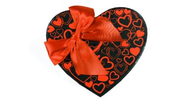 Romantic Valentine's Day Kitchen Gift Ideas: Appliances, Cookware & Décor