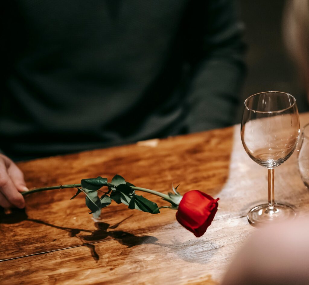 Valentine’s Day Table Decorations: Set the Scene for Romance