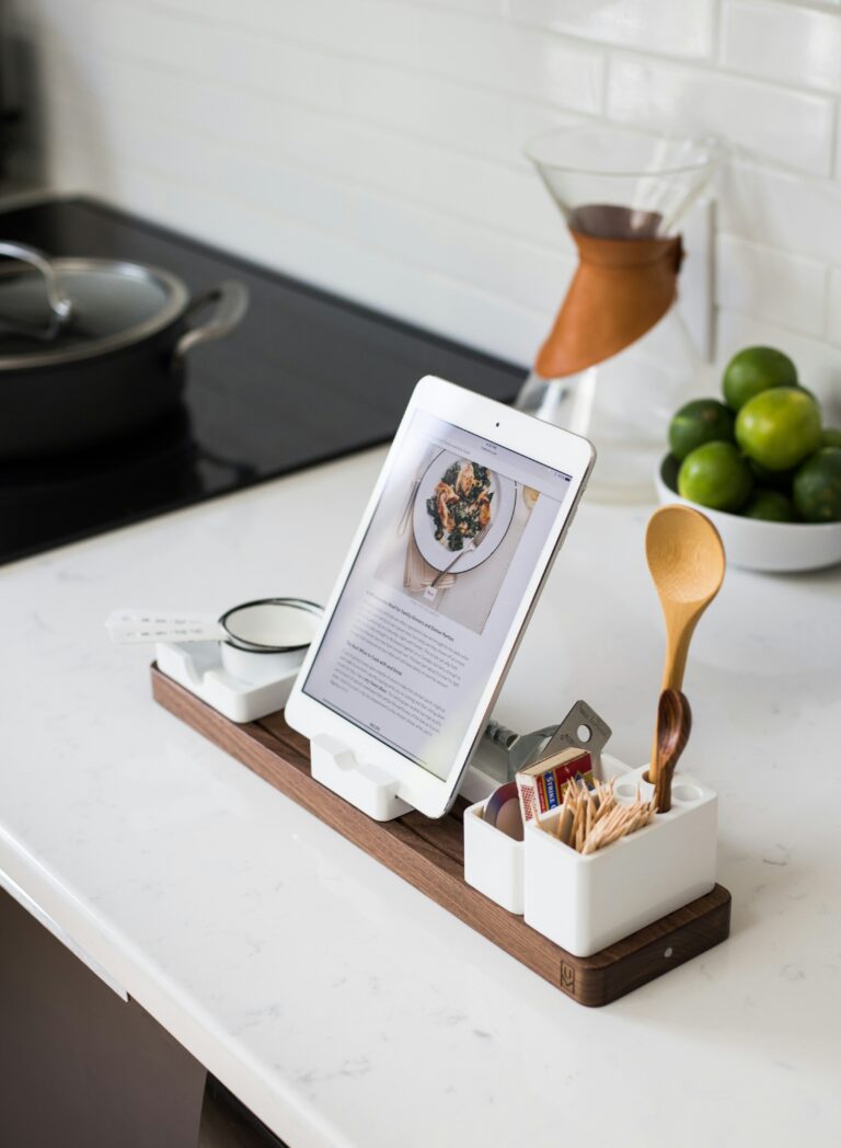 How to Organize Your Kitchen with Smart Devices